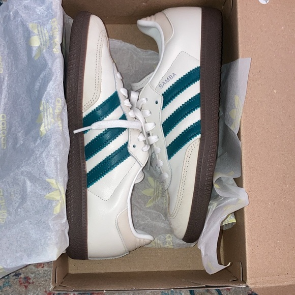 Adidas Samba Cream and green Sneakers - Picture 6 of 8